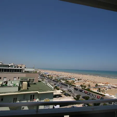 Sea View Апартаменты *