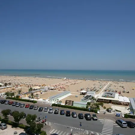 Sea View *
